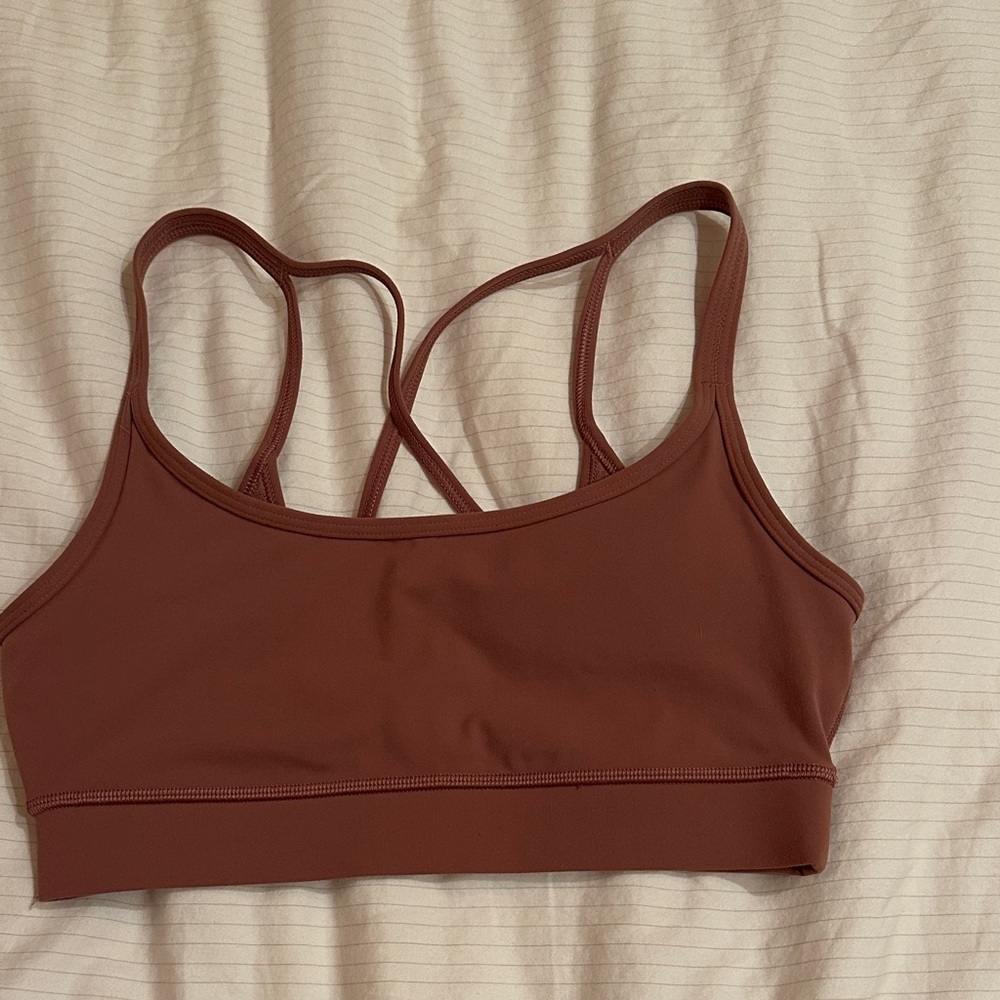 Vuori Strappy Back Sports Bra - Mauve Pink